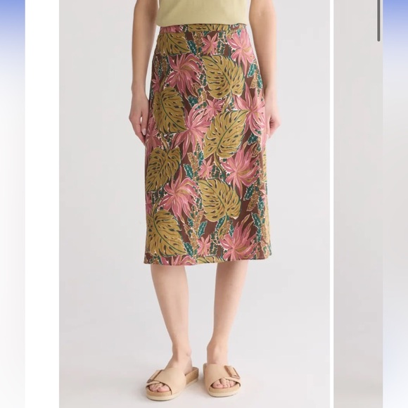 Madewell Dresses & Skirts - NWOT Madewell Midi Skirt in Brushstroke Monstera - Size 8